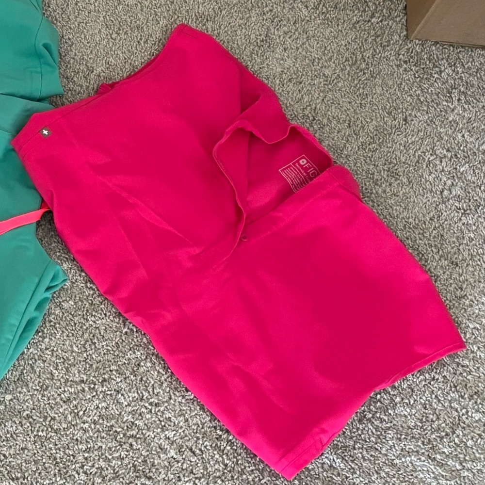 FIGS Shocking Pink Rafaela Top